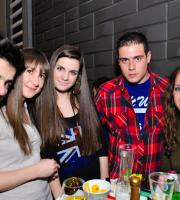 We ♥ Sunday με Stratos S στα decks του Eccentrico cafe.