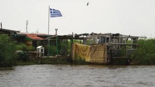 «Θέλουν να μας γκρεμίσουν;» -  σύσκεψη αποκλειστικά για τις καλύβες του Δέλτα Έβρου