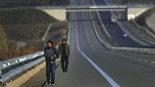 Τούρκος δίνει αναλυτικές οδηγίες πως μπορεί να περάσει κάποιος παράνομα από τον Έβρο