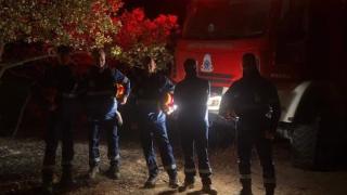 Στο μέτωπο της πυρκαγιάς στη Ρούσσα η Ειδική Διασωστική Ομάδα Πολλαπλών Αποστολών