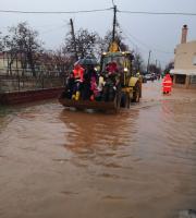 Απαλός - Απεγκλωβισμός των μαθητών από το σχολείου του Απαλού