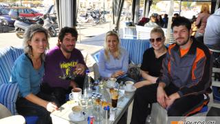 'Μονοσταυρία' στο cafe - patisserie ΝΟΑ, στο λιμένα Αλεξανδρούπολης.