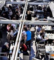 Ν.Ο.Α. Cafe - Patiserrie... γιατί είναι ωραία η ζωή!