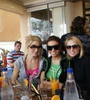 Moda divina 2008 μέρος 1: Πρίν την επίδειξη, στο Bocca Bar.