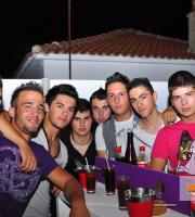 Η Εύα Λάσκαρη ξεσήκωσε τους πάντες στο Faces Club (Μέρος 1ο).