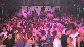 Το αδιαχώρητο στο opening του Davinci Club στην Αλεξανδρούπολη.
