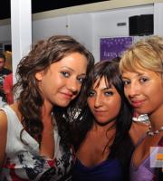 Η Εύα Λάσκαρη ξεσήκωσε τους πάντες στο Faces Club (Μέρος 1ο).