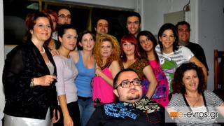 Μία μοναδική παράσταση από μία μοναδική ομάδα ηθοποιών!