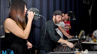 N. Gale & R. Rasouli στο 'Music Session' της Παρασκευής, στο ΝΟΑ.