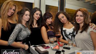 Avalon cocktail drink bar: δυναμικό come back στις βραδιές της πόλης.