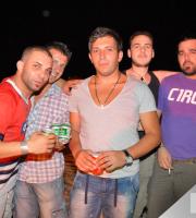 Ένας χαμός στο beach party του Απαλού με dj AK και Αχλάδα!
