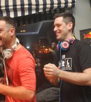 4 χρόνια ΝΟΑ cafe - bar! Γενέθλια με House Twins.