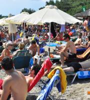 "Μπανάκι - μανάκι" στο Aqua Beach bar στην Αγ. Παρασκευή!