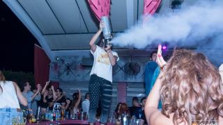 "Γκρεμίστηκε" το Reina Summer Club στο Closing Party του το Σάββατο.