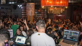 Παρασκευή με dj OKIN στο πανέμορφο Prive Club