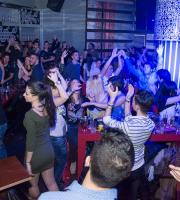 Παρασκευή με dj OKIN στο πανέμορφο Prive Club