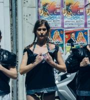 "Who made my clothes": Street fashion από το ΕΜΘ