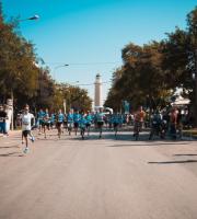 Ξεχύθηκαν στους δρόμους της Αλεξανδρούπολης χιλιάδες δρομείς για το Run Greece