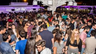 Yacht Club: Opening για την πιο όμορφη ταράτσα της πόλης.