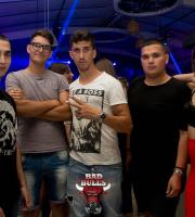Το "Bad Bulls" κατέβηκε παραλία και ξεσήκωσε το Reina!