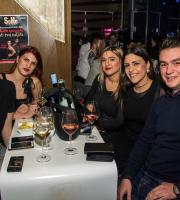 "Με κάθε τραγούδι & ένα ταξίδι" έκαναν όσοι βρέθηκαν στο Soho Absolutely Fabulous