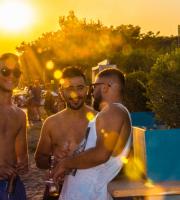 Τα "έσπασε" ο Jorgio Kioris στο χθεσινό πάρτι του Yasu beach bar 