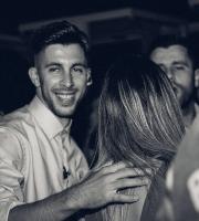 Με ανεβασμένη διάθεση και πλημμυρισμένο από κόσμο το opening του Yacht Club