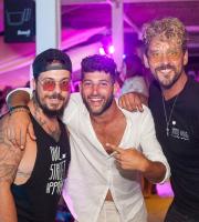Φωτορεπορτάζ από το dj set του Floyd Lavine στο Ammo - Ammo beach bar