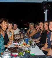 Μια "αγκαλιά αστέρια" από τις "Θυγατέρες της Πηνελόπης" στο Yacht club
