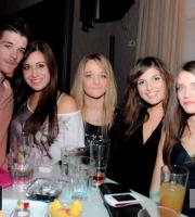 Κάθε βράδυ ένα πάρτυ στο Avalon cocktail drink bar.