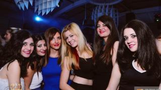 Ένας χαμός την Παρασκευή στο opening του Reina summer club!