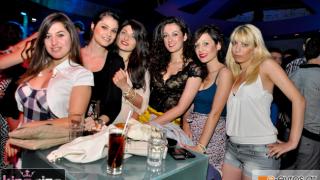 Ένας πανικός στο opening του club Kingsize, στην Αλεξανδρούπολη.