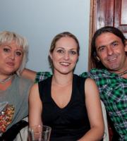 Νέος χώρος, υπέροχο περιβάλλον: άνοιξε το 'Απέναντι' music cafe!