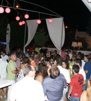 Κάθε βράδυ γίνεται χαμός στο Mojo cafe!