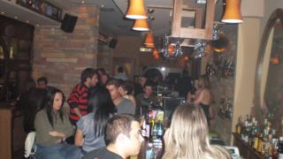 To νέο στέκι στην Ορεστιάδα: The bar!