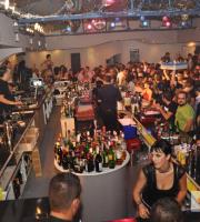 Στο Club Blue στην Ορεστιάδα, κάθε νύχτα είναι μοναδική!