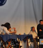 Μία μοναδική παράσταση από μία μοναδική ομάδα ηθοποιών!