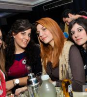Δεν λείπει κανείς από τα 'groovy Sun - day' parties στο Ν.Ο.Α.
