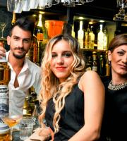 Οι... 'Dfriend' στιγμές στο κέντρο της πόλης επέστρεψαν!