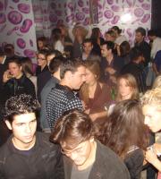Mood club Genial...πάντα στο επίκεντρο της νύχτας στην πόλη.