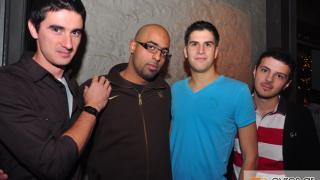 Έλαμψε το άστρο των Χριστουγέννων στον Avalon mood bar.