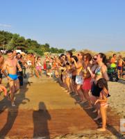 Latin party στήθηκε στον Ιππόκαμπο της Αγίας Παρασκευής, την Κυριακή.