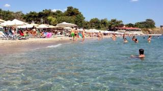 Στις παραλίες οι Αλεξανδρουπολίτες λόγω καύσωνα - Δεν έπεφτε καρφίτσα!