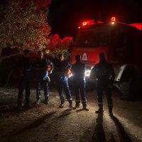 Στο μέτωπο της πυρκαγιάς στη Ρούσσα η Ειδική Διασωστική Ομάδα Πολλαπλών Αποστολών