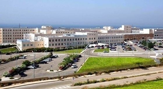 Στο ΠΓΝΑ παραμένουν οι 10 μετανάστες που τραυματίστηκαν στο πολύνεκρο τροχαίο - Φρουρούμενοι νοσηλεύονται οι διακινητές
