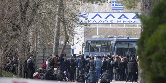 Στιγμιότυπο από τα επεισόδια του Μαρτίου στο τελωνείο των Καστανεών.