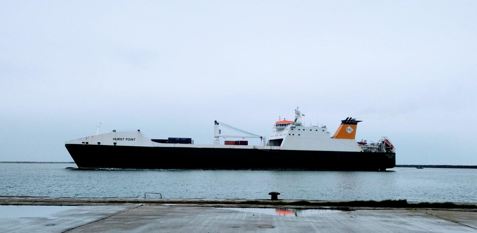 Το Βρετανικό μεταγωγικό πλοίο “HURST POINT” κατέπλευσε στο λιμάνι της Αλεξανδρούπολης