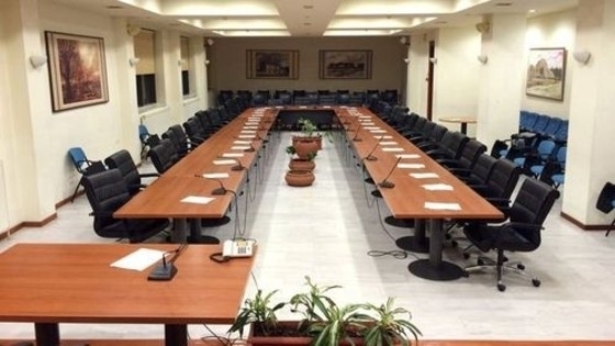 Πολιτική διαμαρτυρία ή πολιτική δειλία η αποχώρηση της δημοτικής αρχής από το δημοτικό συμβούλιο;
