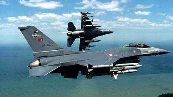 Σε προκλητικές υπερπτήσεις πάνω από τον Έβρο προχώρησαν σήμερα το απόγευμα 2 τουρκικά F-16