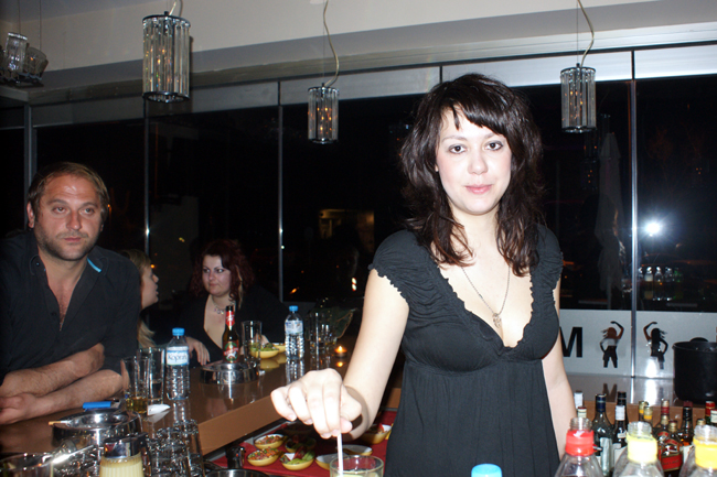 Mojo cafe bar: όλοι είναι εκεί...